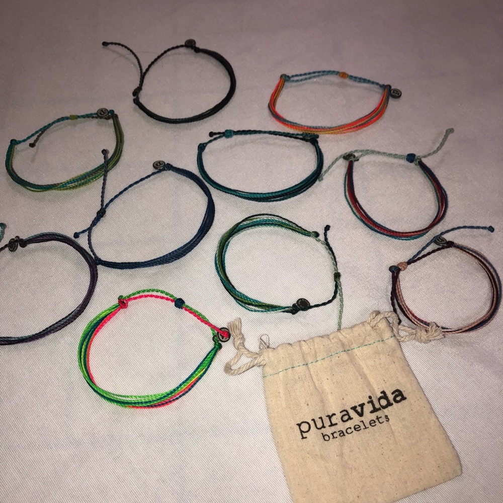 10 Pura vida bracelets!!!